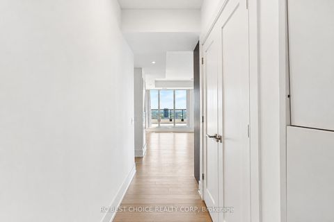 Photo 6 at 3309 - 30 Inn On The Park Drive, Don Mills, Toronto