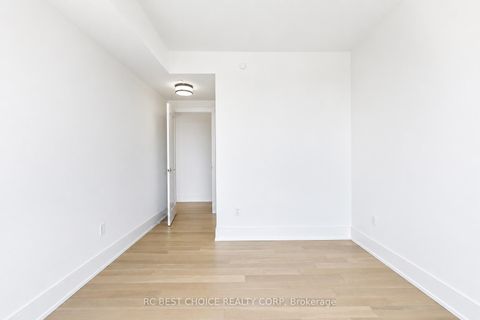 Photo 22 at 3309 - 30 Inn On The Park Drive, Don Mills, Toronto