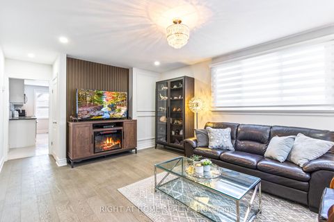 Photo 3 at 735 Srigley Street, College Manor, Newmarket