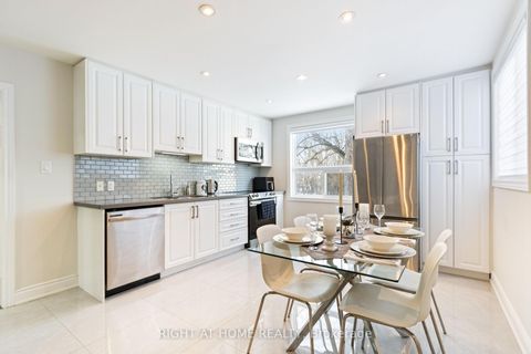 Photo 4 at 735 Srigley Street, College Manor, Newmarket