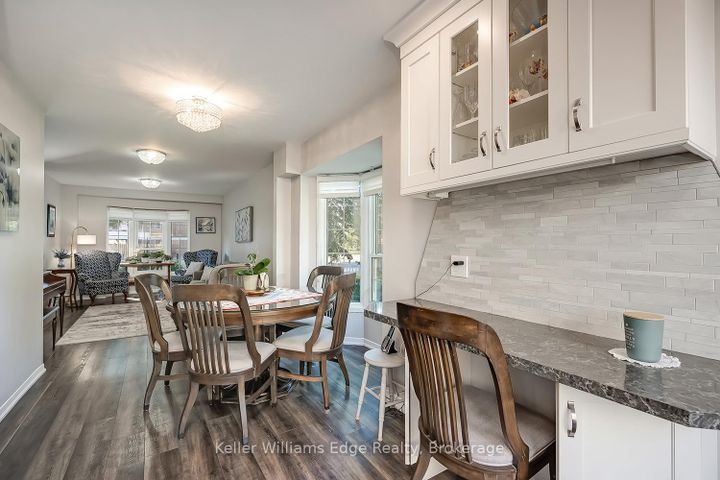 Photo 11 at 18 - 3021 Glencrest Road, Roseland, Burlington