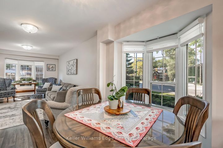 Photo 12 at 18 - 3021 Glencrest Road, Roseland, Burlington