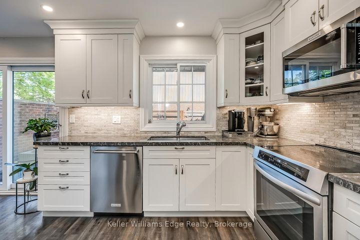Photo 17 at 18 - 3021 Glencrest Road, Roseland, Burlington
