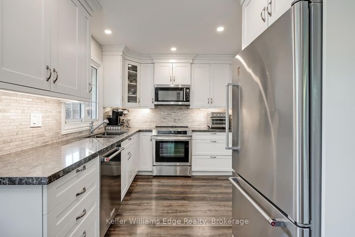 Photo 19 at 18 - 3021 Glencrest Road, Roseland, Burlington