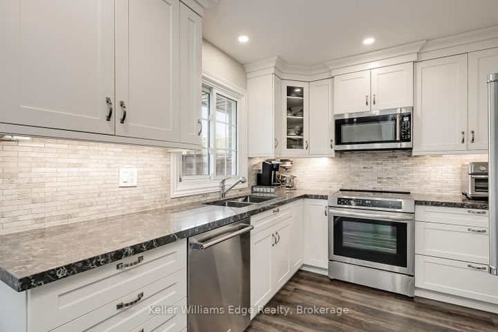Photo 20 at 18 - 3021 Glencrest Road, Roseland, Burlington