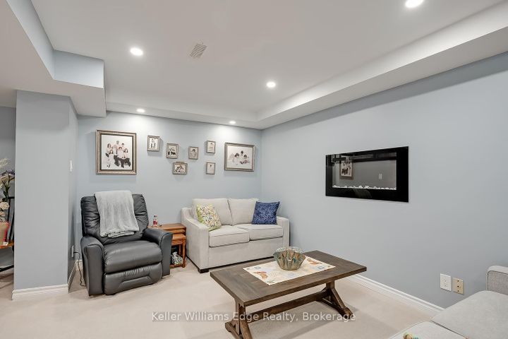 Photo 32 at 18 - 3021 Glencrest Road, Roseland, Burlington