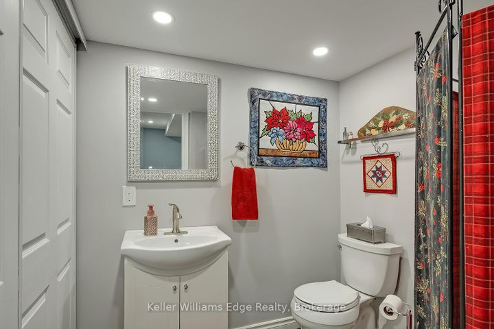Photo 37 at 18 - 3021 Glencrest Road, Roseland, Burlington