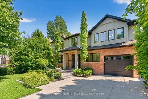 Photo 1 at 9 Bernice Avenue, Queensway, Toronto