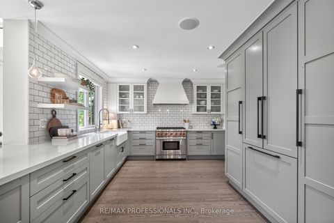 Photo 12 at 9 Bernice Avenue, Queensway, Toronto
