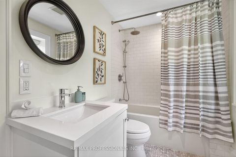 Photo 31 at 9 Bernice Avenue, Queensway, Toronto