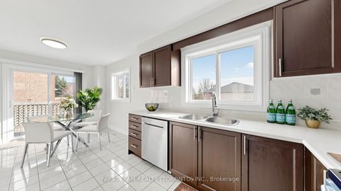 Photo 12 at 528 Veale Place, College Manor, Newmarket