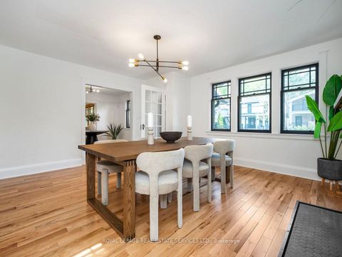 Photo 3 at 54 Oakfield Drive, Queensway, Toronto