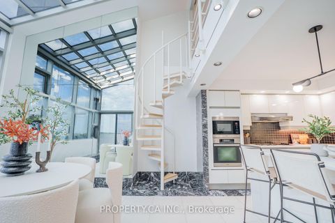 Photo 11 at 707 - 401 Queens Quay W, Waterfront Communities C1, Toronto