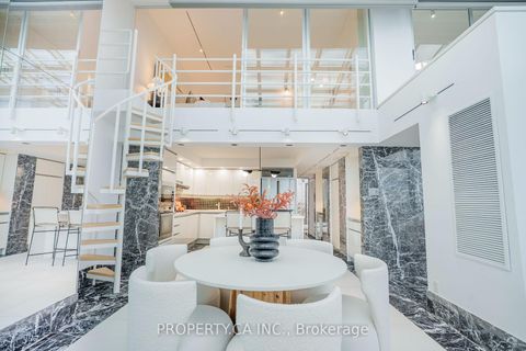 Photo 13 at 707 - 401 Queens Quay W, Waterfront Communities C1, Toronto
