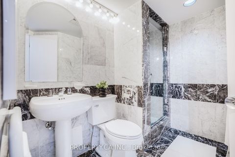 Photo 24 at 707 - 401 Queens Quay W, Waterfront Communities C1, Toronto
