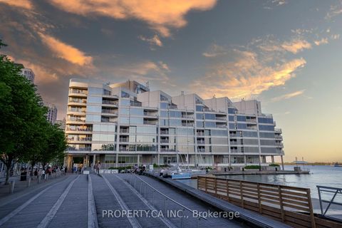 Photo 33 at 707 - 401 Queens Quay W, Waterfront Communities C1, Toronto