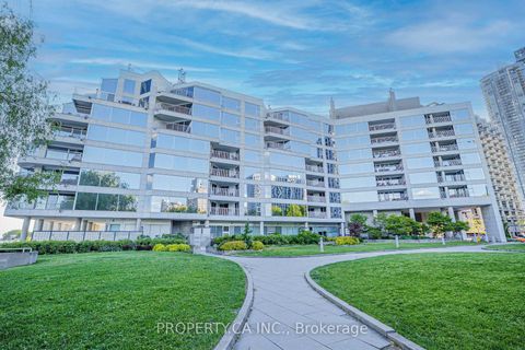 Photo 34 at 707 - 401 Queens Quay W, Waterfront Communities C1, Toronto