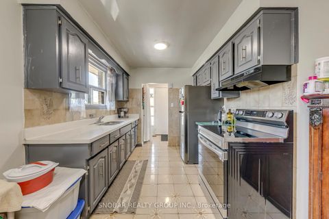 Photo 4 at 163 Gracedale Boulevard, Humbermede, Toronto