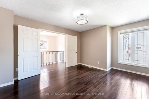 Photo 33 at 79 Brickstone Circle, Brownridge, Vaughan