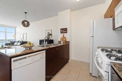 Photo 5 at #1510 - 35 Mariner Terrace, Waterfront Communities C1, Toronto
