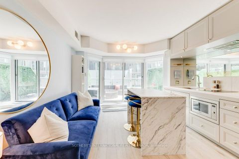Photo 15 at 409 - 155 Yorkville Avenue, Annex, Toronto