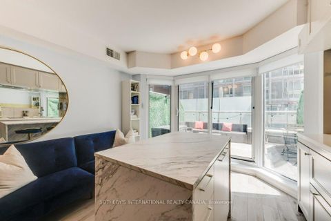 Photo 17 at 409 - 155 Yorkville Avenue, Annex, Toronto