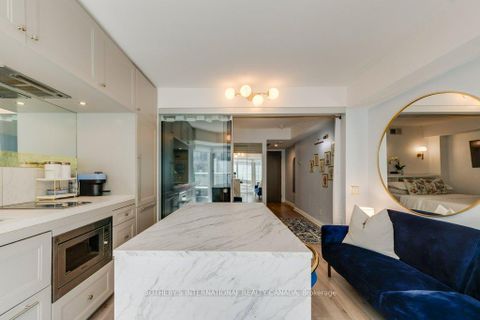 Photo 21 at 409 - 155 Yorkville Avenue, Annex, Toronto