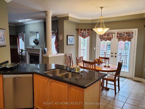 Photo 11 at 10 Red Ash Drive, Legacy, Markham