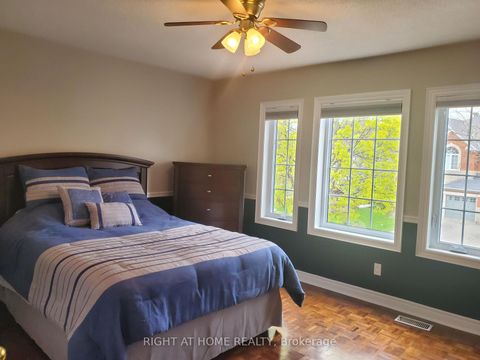 Photo 19 at 10 Red Ash Drive, Legacy, Markham