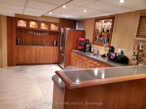 Photo 23 at 10 Red Ash Drive, Legacy, Markham