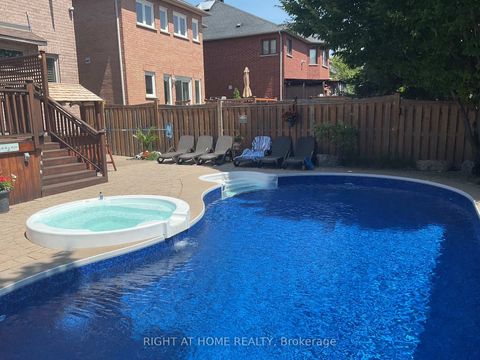 Photo 27 at 10 Red Ash Drive, Legacy, Markham