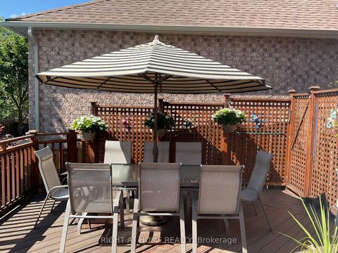 Photo 29 at 10 Red Ash Drive, Legacy, Markham