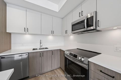Photo 10 at 131 - 333 Sunseeker Avenue, Rural Innisfil, Innisfil