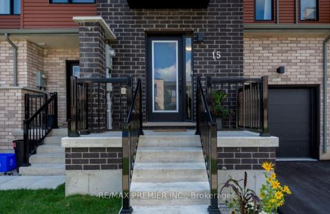 Photo 1 at 15 Haven Lane, Painswick South, Barrie