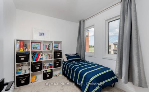 Photo 10 at 15 Haven Lane, Painswick South, Barrie