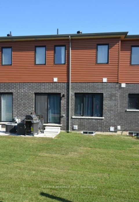Photo 13 at 15 Haven Lane, Painswick South, Barrie