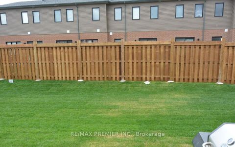 Photo 14 at 15 Haven Lane, Painswick South, Barrie