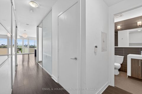 Photo 10 at 606 - 156 Portland Street, Waterfront Communities C1, Toronto