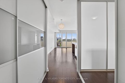 Photo 12 at 606 - 156 Portland Street, Waterfront Communities C1, Toronto