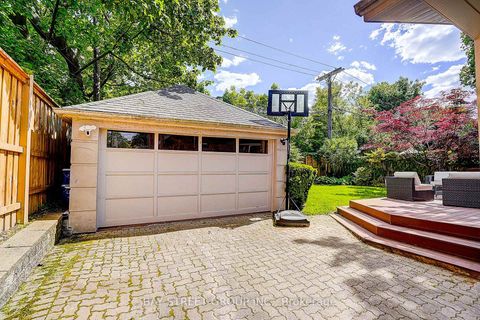 Photo 2 at 3 Silverwood Avenue, Forest Hill South, Toronto