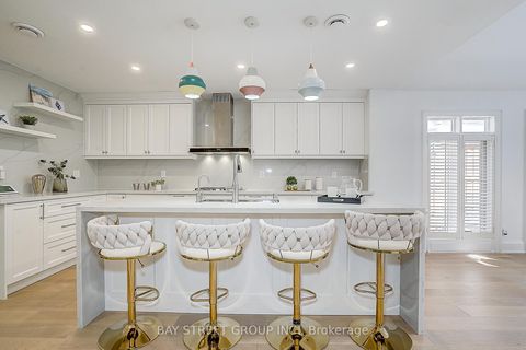 Photo 11 at 3 Silverwood Avenue, Forest Hill South, Toronto