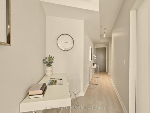 Photo 4 at 722 - 169 Fort York Boulevard W, Waterfront Communities C1, Toronto