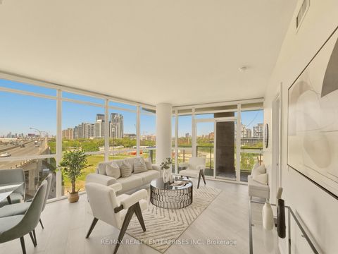 Photo 5 at 722 - 169 Fort York Boulevard W, Waterfront Communities C1, Toronto