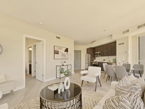 Photo 9 at 722 - 169 Fort York Boulevard W, Waterfront Communities C1, Toronto