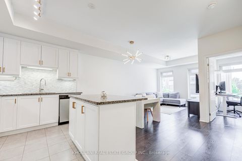 Photo 4 at 240 - 11 Applewood Lane, Etobicoke West Mall, Toronto