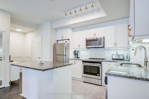 Photo 7 at 240 - 11 Applewood Lane, Etobicoke West Mall, Toronto