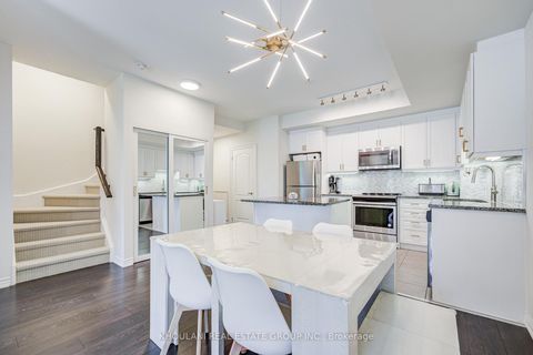 Photo 16 at 240 - 11 Applewood Lane, Etobicoke West Mall, Toronto