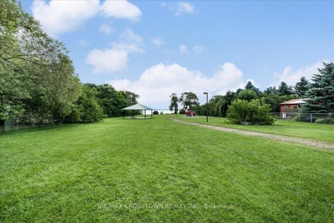 Photo 32 at 1170 Arnold Street, Rural Innisfil, Innisfil