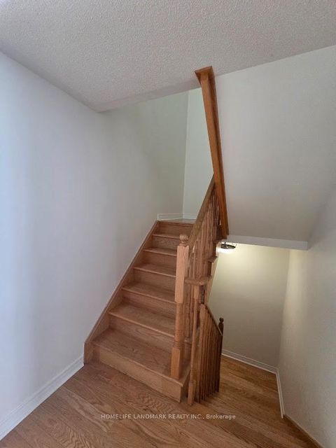 Photo 10 at 12 kawneer Terrace, Dorset Park, Toronto