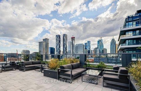 Photo 2 at 701 - 70 Princess Street, Waterfront Communities C8, Toronto